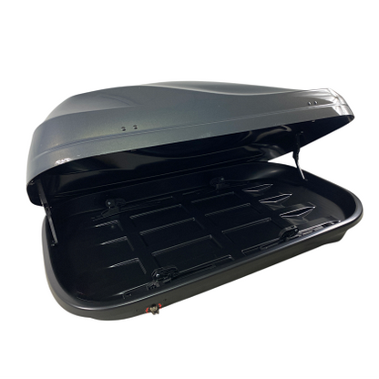 Автобокс Junior Altro 140x90x38cm с 70 mm, с едностранно отваряне с ключ, 370 литра - Сив антрацид гланц