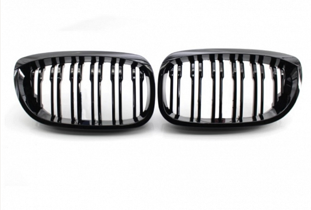 BMW E46 Facelift 2002-2005 Gloss Black Kidney Grilles