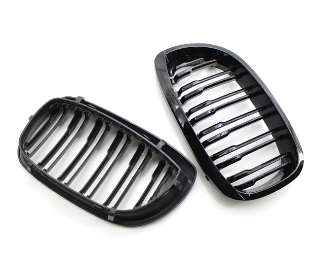 BMW E46 Facelift 2002-2005 Gloss Black Kidney Grilles
