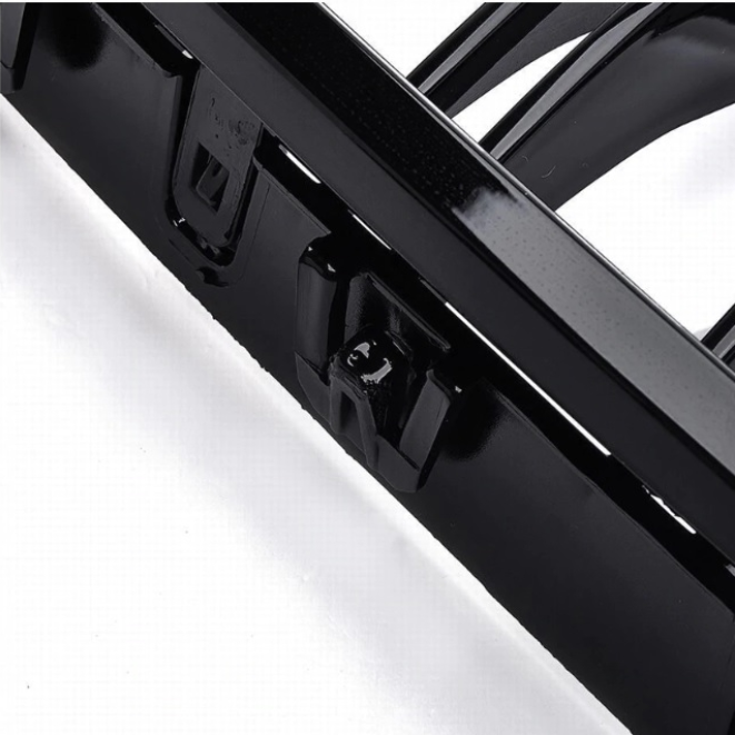 Двойни бъбреци за BMW F10 F11 черен гланц лак М5 Тип След 2010