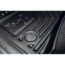 Rubber floor mats set for Volvo XC70 from 2000-2007, Model No.77