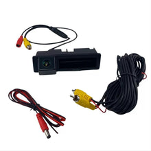 Rear view camera integrated in the trunk handle for AUDI Q3, Q5, Q7