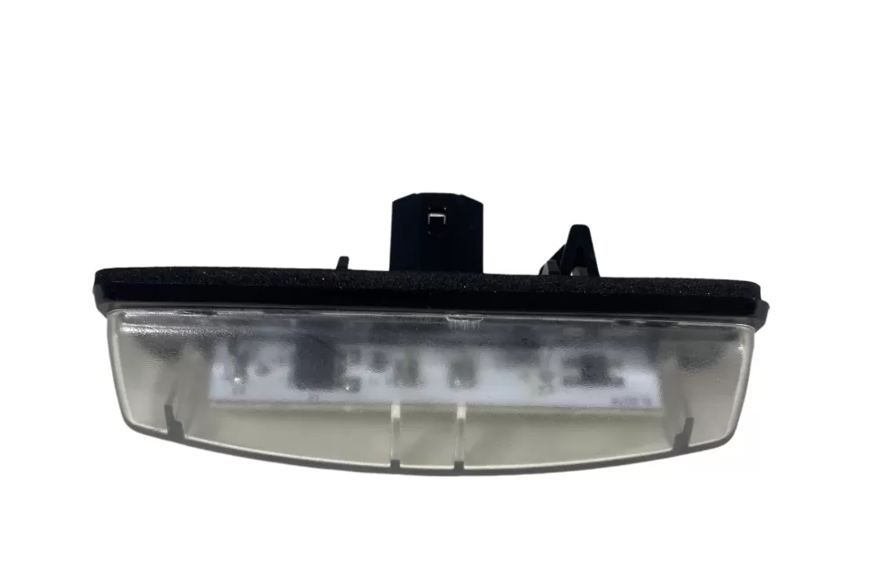 Плафони за осветление на задния номер за Toyota Camry (2006+) / Avensis Verso / Prius (2001+) / Lexus LS/GS/RX 200/300/430 / Mitsubishi Colt (2003+)
