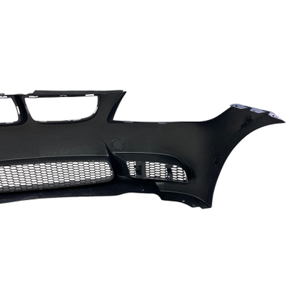 Bară de protecție față pentru BMW E90 / E91 (2005-2008) - design M3 fără găuri pentru proiectoare, fără găuri pentru spălătoare faruri, cu și fără senzori de parcare, amorsată