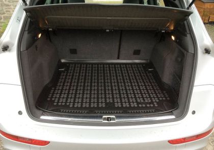 Гумена стелка за багажник за Dacia Logan I (2004 - 2013) sedan - Rezaw Plast