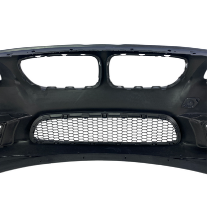 Предна броня за BMW F10 / F11 (2010-2014) - M5 дизайн с отвори за парктроник и отвори за халогени