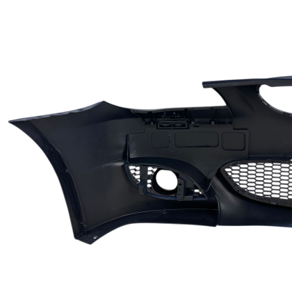 BODY KIT за BMW E60 седан (2003-2007) - M5 пакет с отвори за халогени
