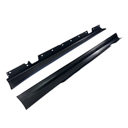 Body Kit М3-пакет за BMW E90 седан (2005-2008) - M3 с отвори за халогени