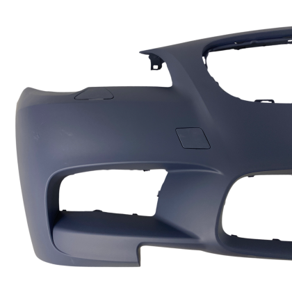 Предна броня за BMW F10 / F11 (2010-2014) - M5 дизайн с отвори за парктроник, без отвори за халогени