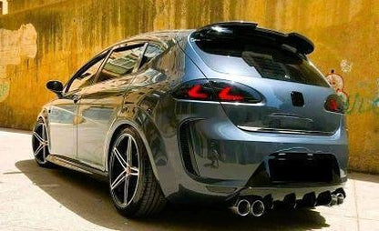 Eleron portbagaj pentru Seat Leon (2005-2009) FR Style - negru lucios