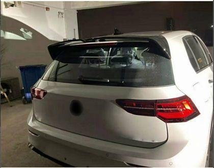 Spoiler eleron pentru Volkswagen Golf 8 2020+ OTR Style - negru lucios