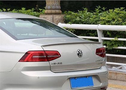 Спойлер за багажник Volkswagen Passat B8 sedan 2016+ - черен гланц