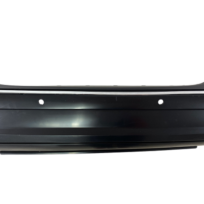 Bară spate tuning pentru Mercedes W211 E-Class (2002-2009) - Design AMG cu orificii pentru senzori de parcare