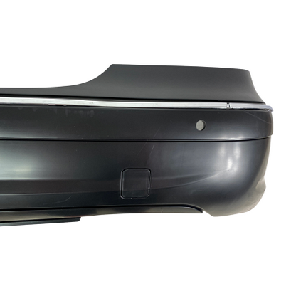 Bară spate tuning pentru Mercedes W211 E-Class (2002-2009) - Design AMG cu orificii pentru senzori de parcare