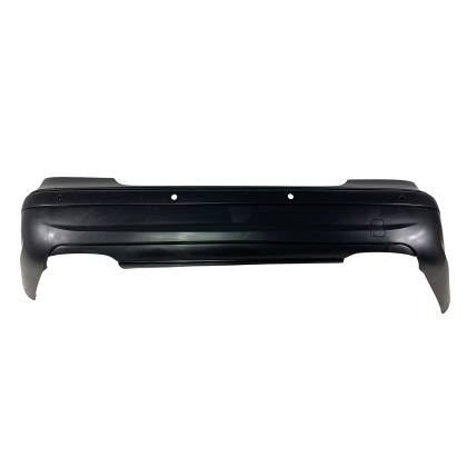 Bară spate tuning pentru Mercedes W211 E-Class (2002-2009) - Design AMG cu orificii pentru senzori de parcare