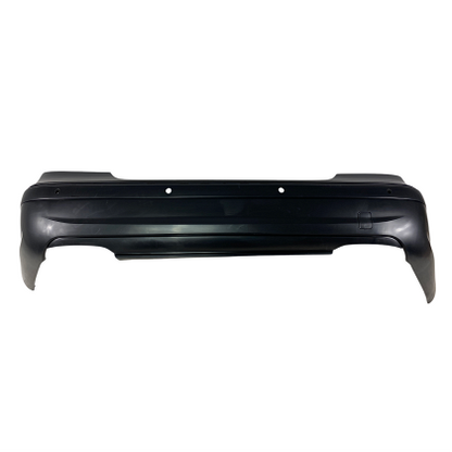 Bară spate tuning pentru Mercedes W211 E-Class (2002-2009) - Design AMG cu orificii pentru senzori de parcare