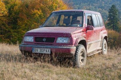 Deflectoare de vânt HEKO pentru SUZUKI VITARA (1989-1998) 5 uși - 2 buc. față